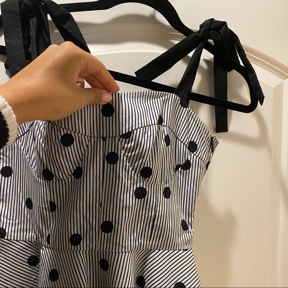 BEAUTIFUL POLKA DOT TOP WITH BOW STRAPS - Picture 3 of 4